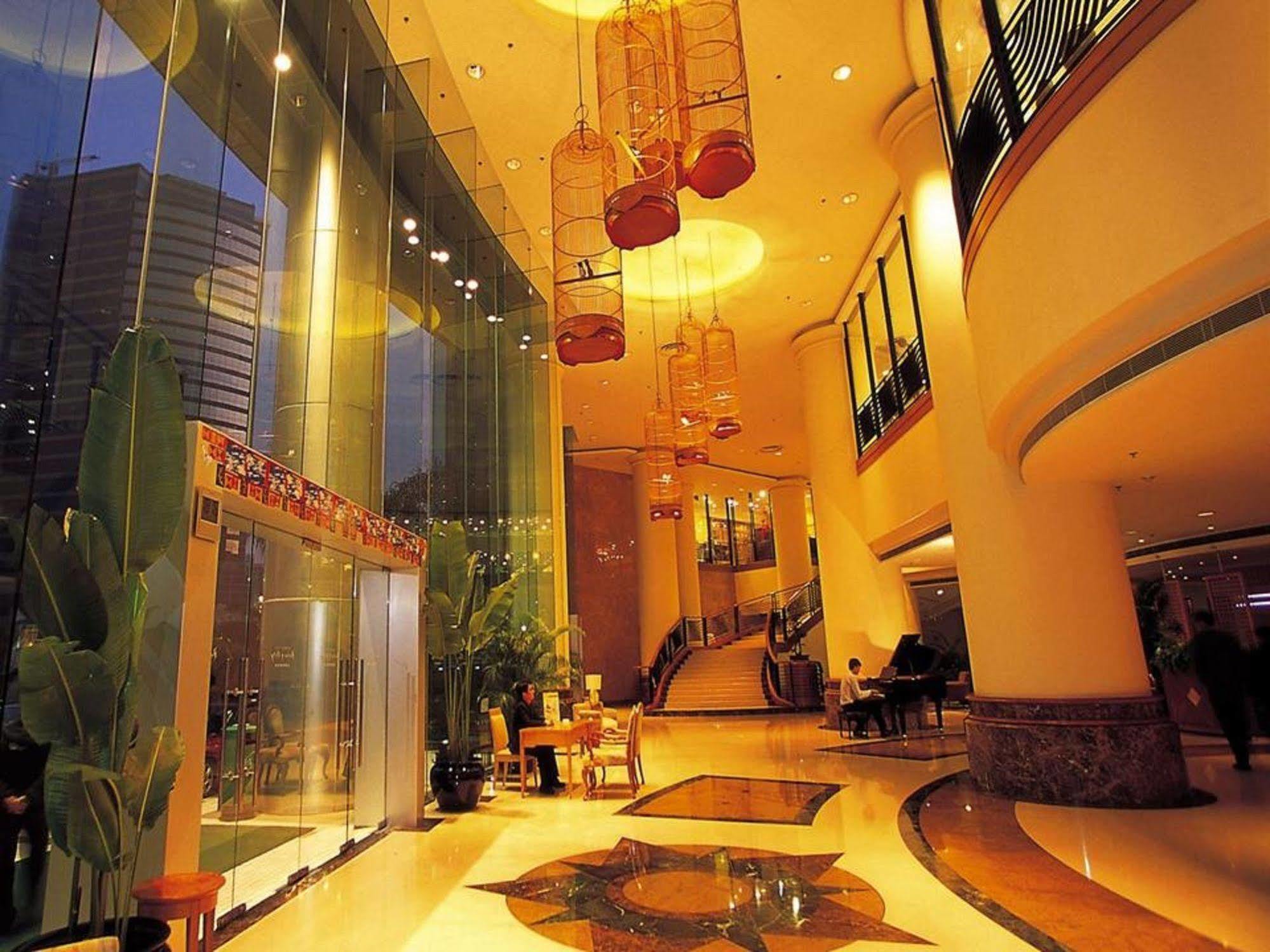Harbour Plaza